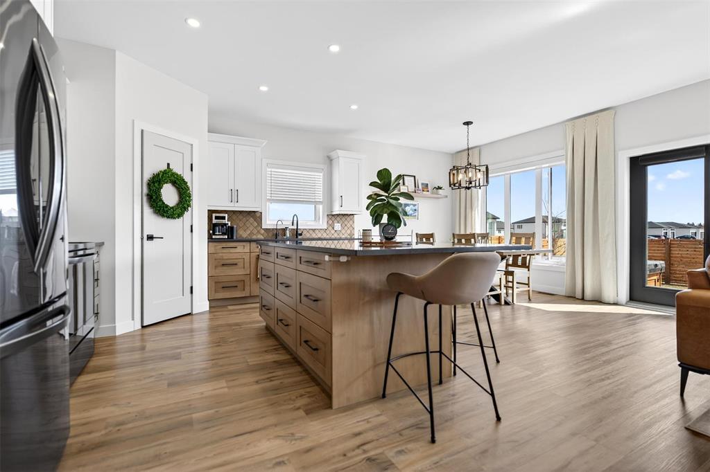 2 Murano Cove, Steinbach, Manitoba  R5G 2W1 - Photo 14 - 202607740