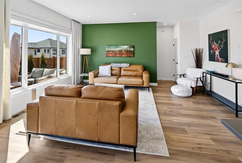 2 Murano Cove, Steinbach, Manitoba  R5G 2W1 - Photo 15 - 202607740