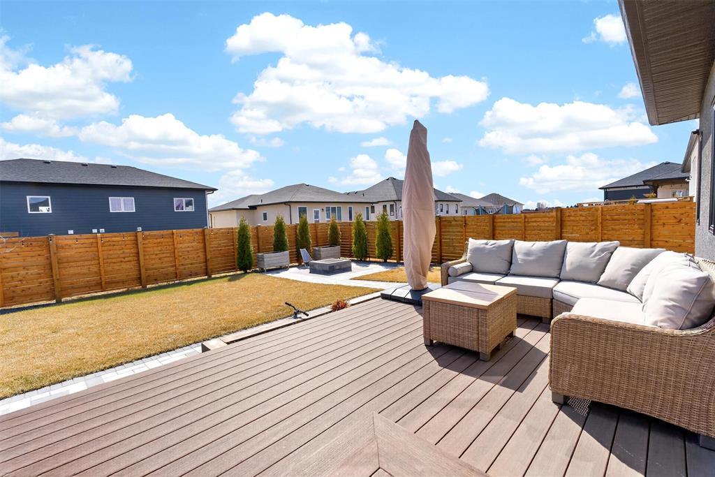2 Murano Cove, Steinbach, Manitoba  R5G 2W1 - Photo 31 - 202607740