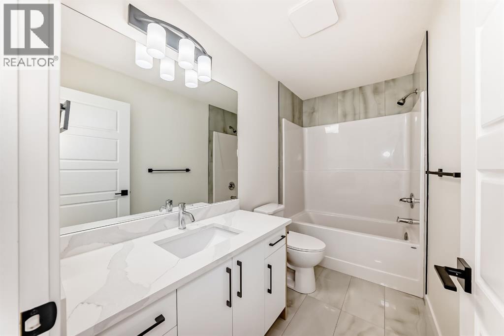 122 Waterstone Way, Chestermere, Alberta  T1X 2Z1 - Photo 29 - A2297783