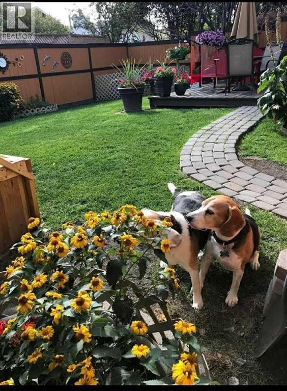 4 Cedargrove Way Sw, Calgary, Alberta  T2W 4V2 - Photo 3 - A2299441