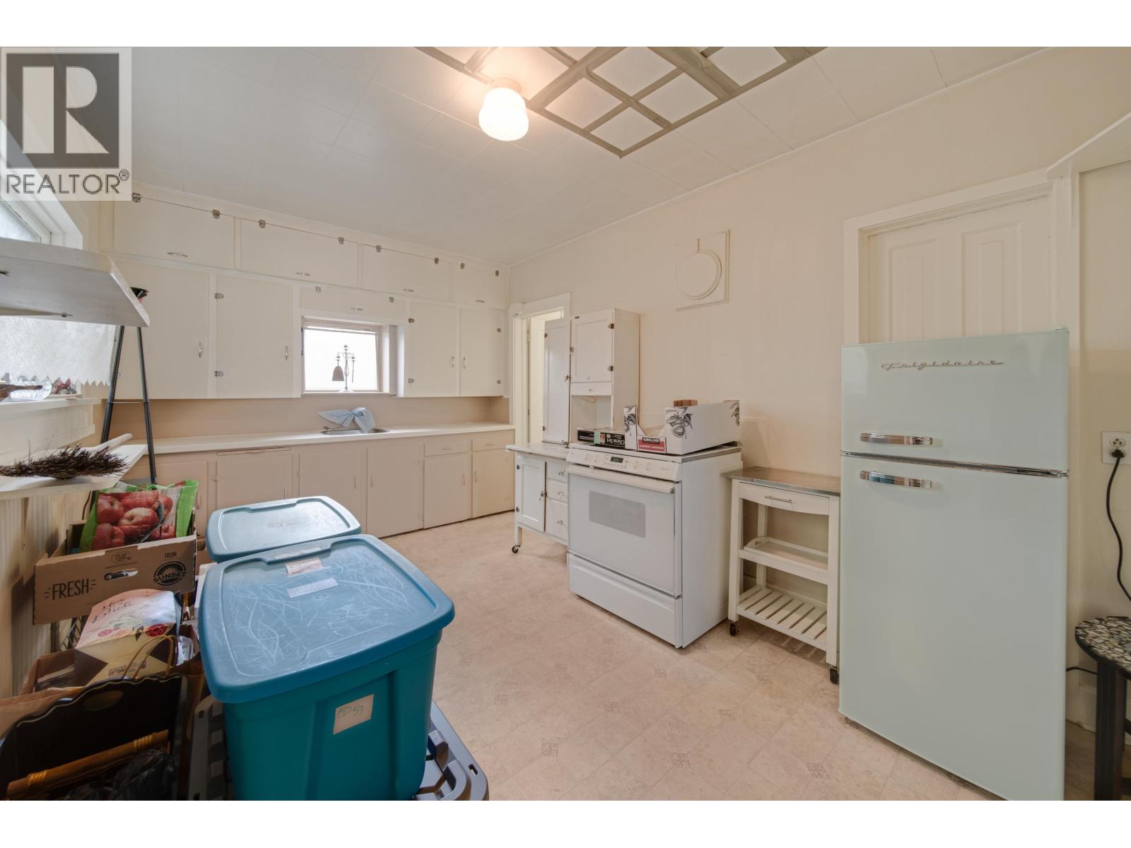 340 Alberta Street Street, New Westminster, British Columbia  V3L 3J5 - Photo 2 - R3113650