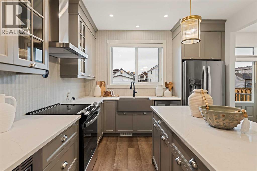 193 Silver Spruce Road Sw, Calgary, Alberta  T2X 6L3 - Photo 5 - A2302366