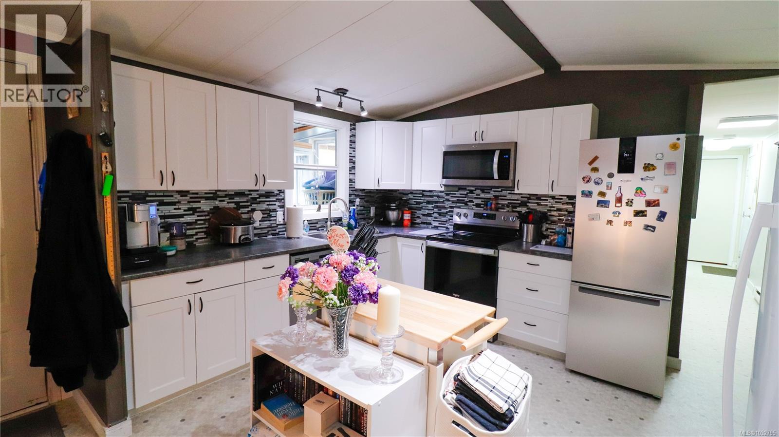 2 1655 Alberni Hwy, Port Alberni, British Columbia  V9Y 8G8 - Photo 3 - 1032795