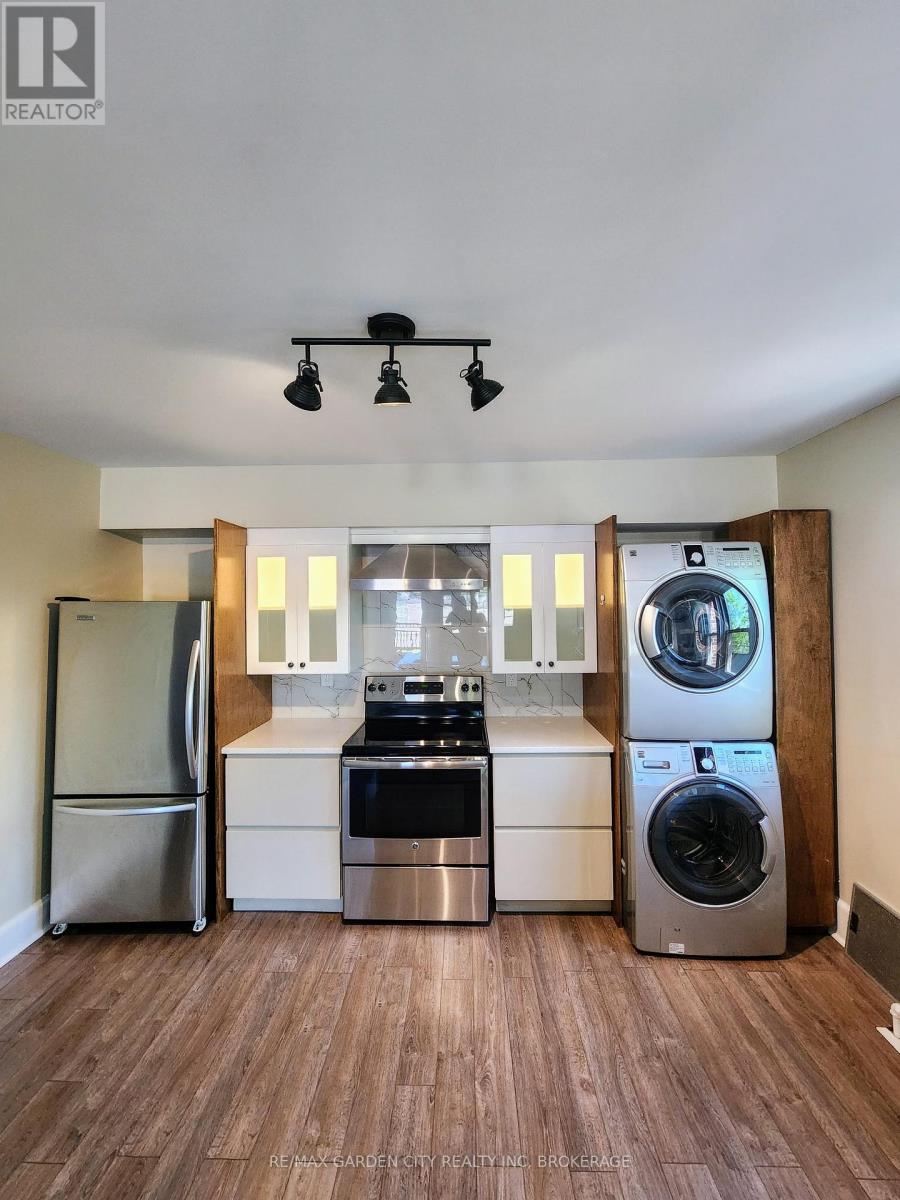 One - 75 Thomas Street, St. Catharines, Ontario  L2R 6M4 - Photo 5 - X13022836