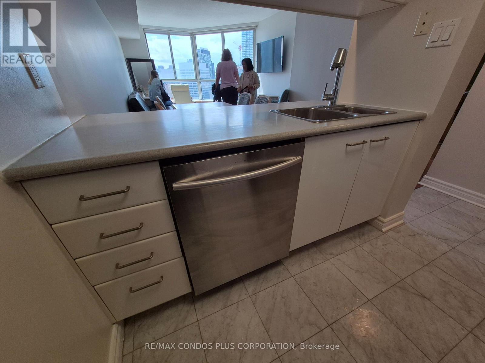 3013 - 38 Elm Street, Toronto, Ontario  M5G 2K5 - Photo 17 - C13022842