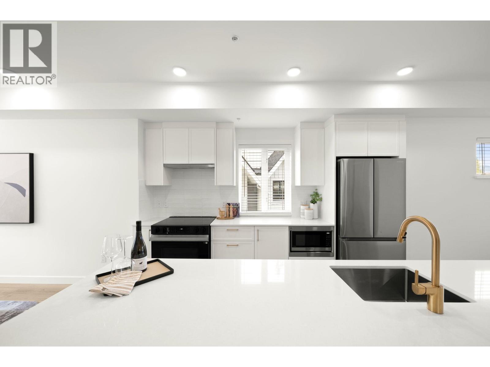 20 728 Lea Avenue, Coquitlam, British Columbia  V3J 0S1 - Photo 5 - R3113757