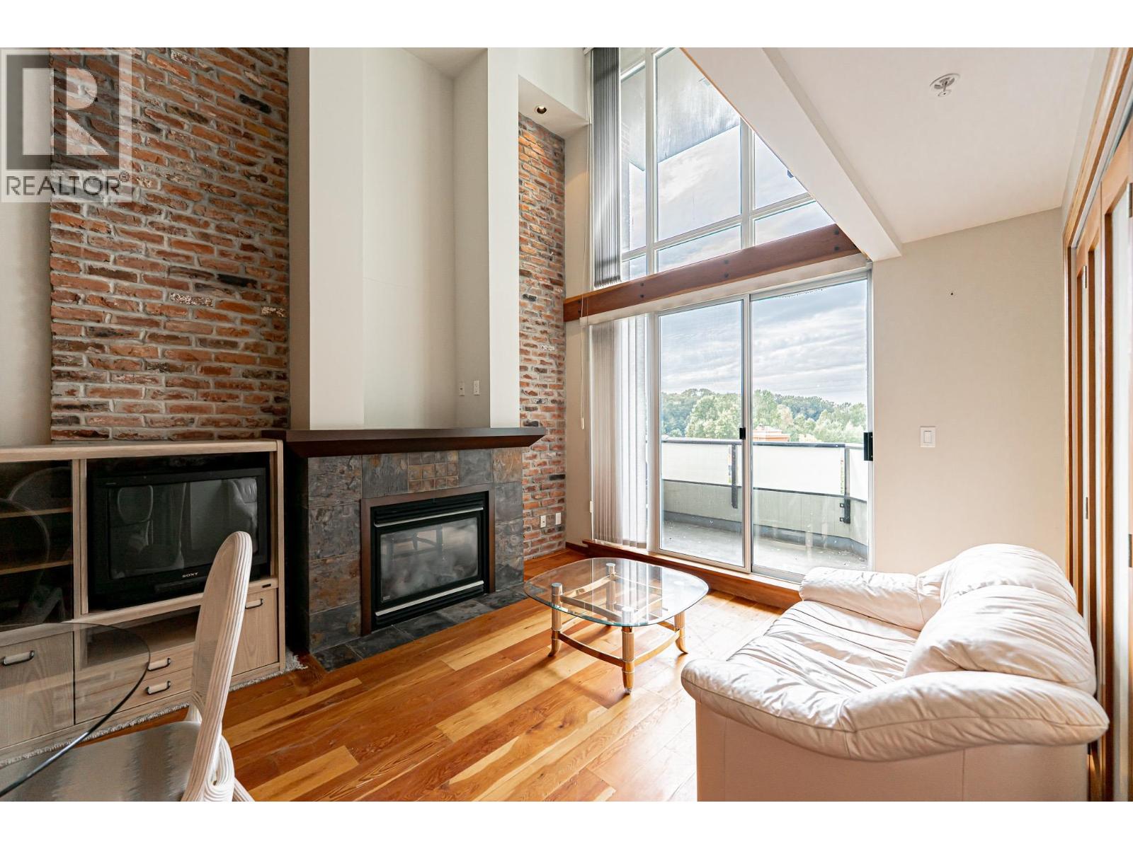 412 10 Renaissance Square, New Westminster, British Columbia  V3M 7B1 - Photo 14 - R3113792