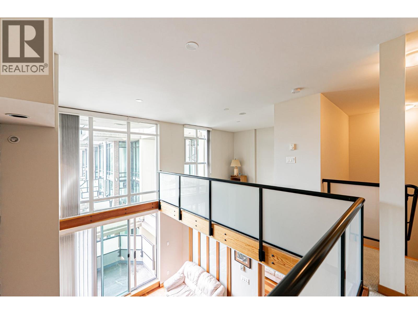 412 10 Renaissance Square, New Westminster, British Columbia  V3M 7B1 - Photo 25 - R3113792