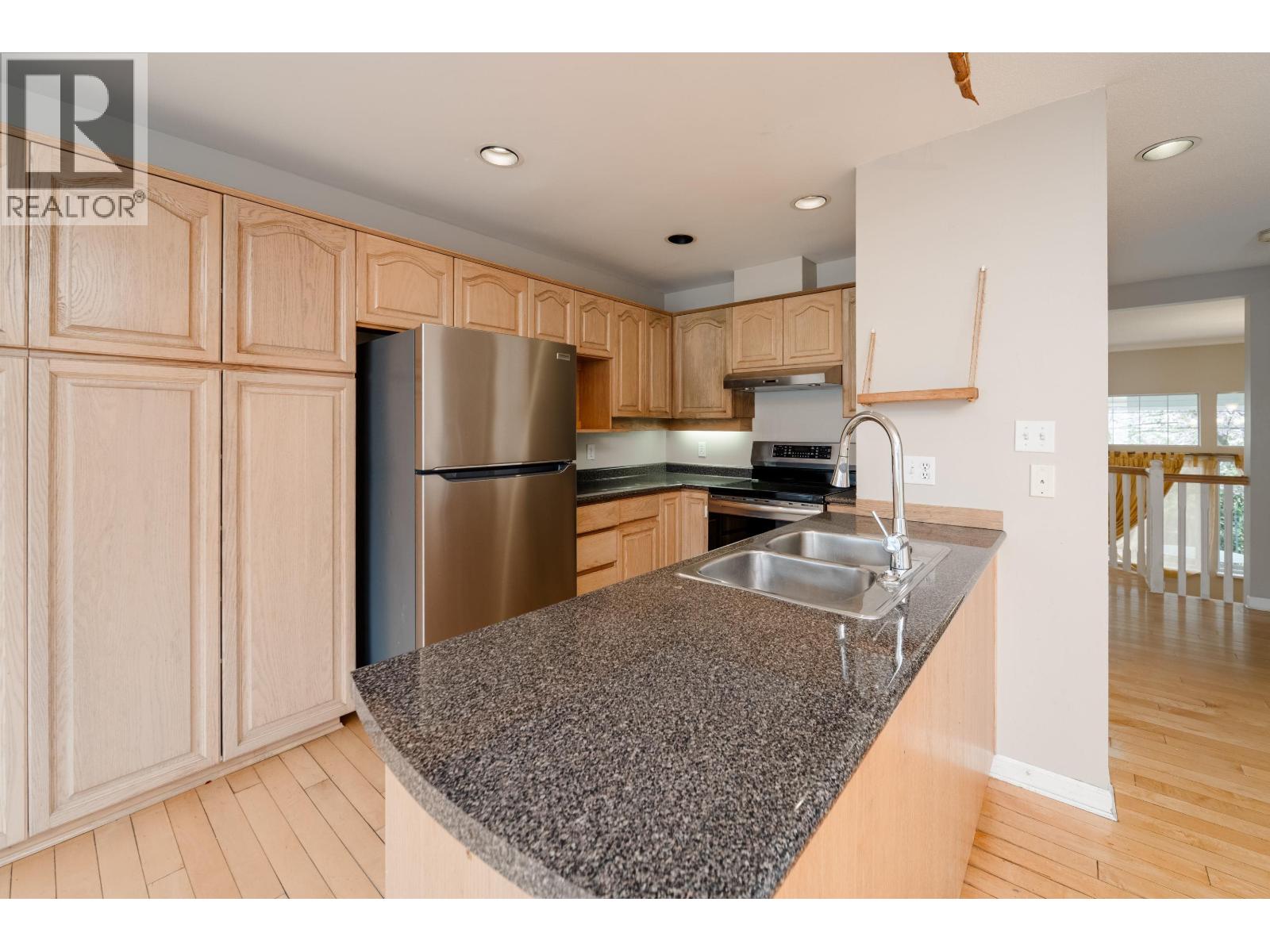 227 Waterleigh Drive, Vancouver, British Columbia  V5X 4T2 - Photo 14 - R3113815