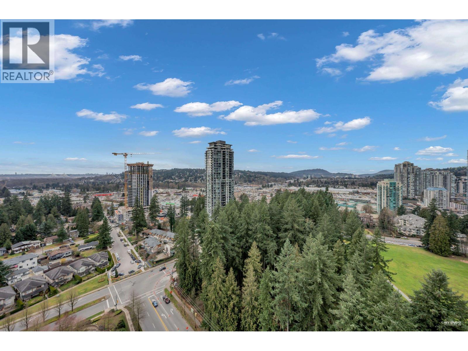 2404 3096 Windsor Gate, Coquitlam, British Columbia  V3B 0P4 - Photo 20 - R3113817