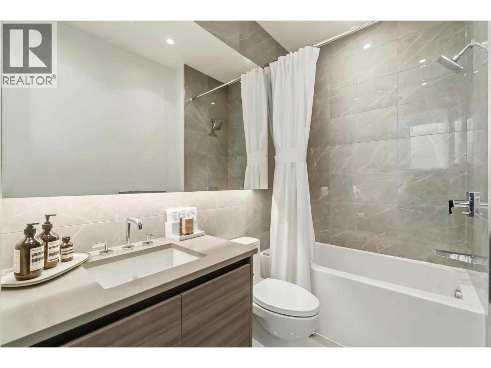 2506 3538 Sawmill Crescent, Vancouver, British Columbia  V5S 0J8 - Photo 16 - R3113824