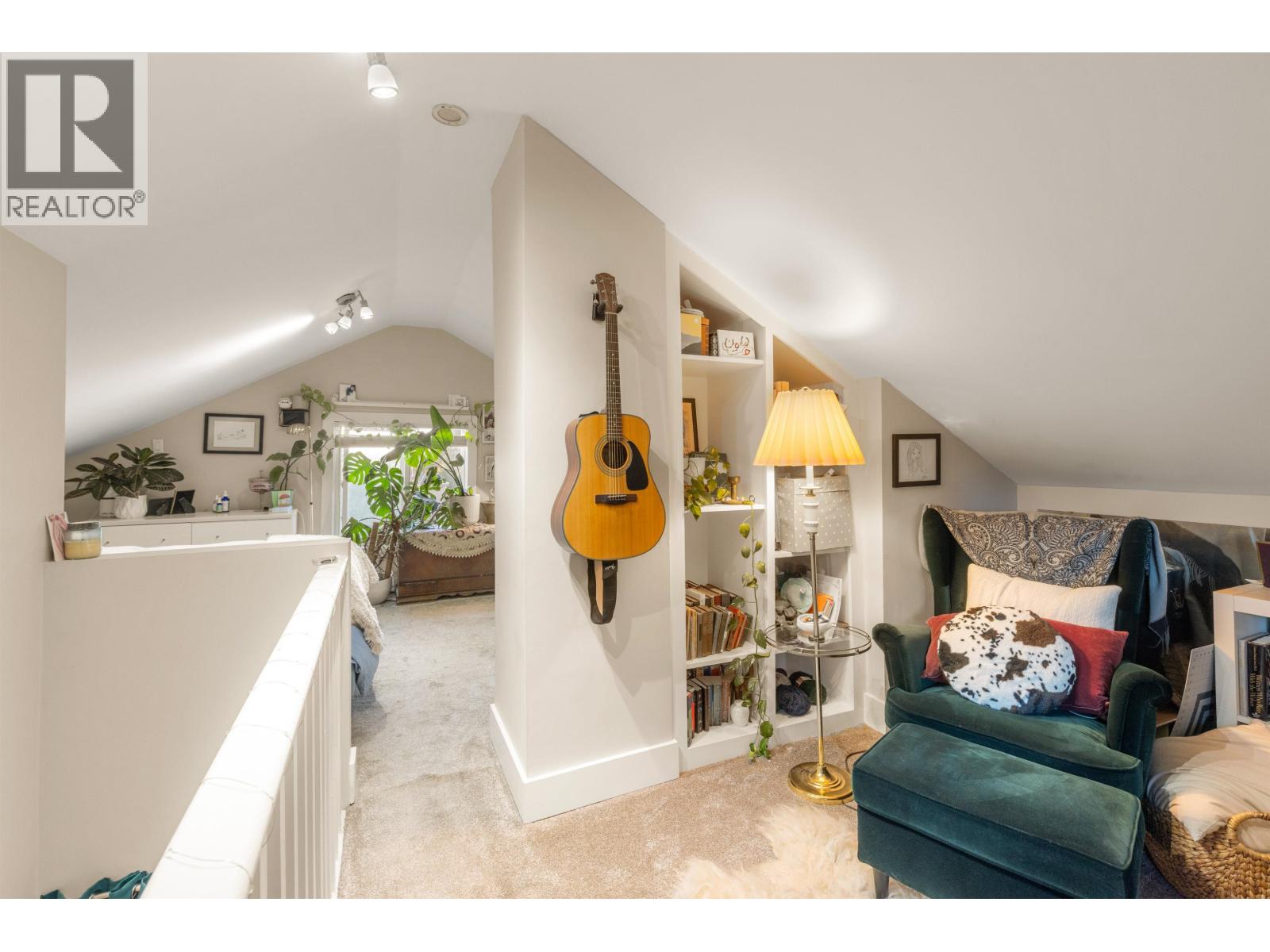 612 E 4th Street, North Vancouver, British Columbia  V7L 1J8 - Photo 12 - R3113788