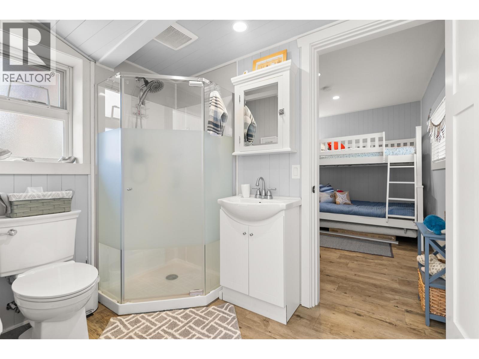 433 Senator Place, Bowen Island, British Columbia  V0N 1G1 - Photo 25 - R3113791