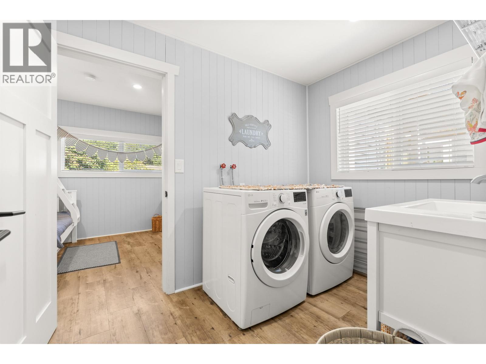 433 Senator Place, Bowen Island, British Columbia  V0N 1G1 - Photo 27 - R3113791