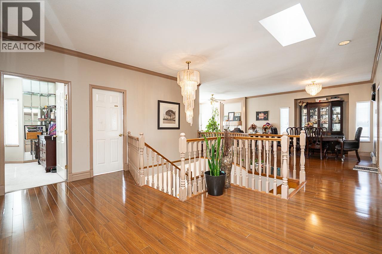 319 Lawrence Street, New Westminster, British Columbia  V3M 5L3 - Photo 10 - R3113823