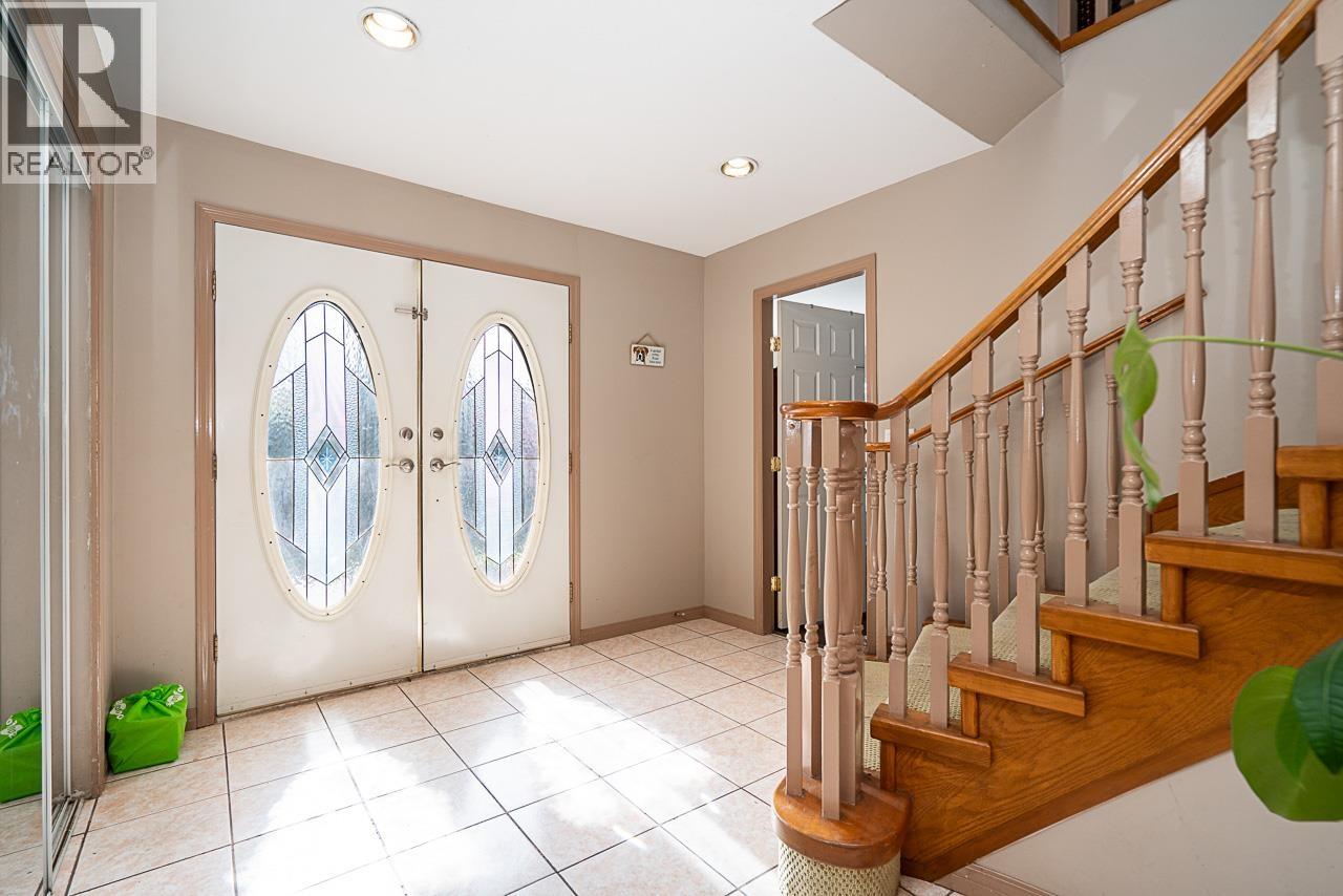 319 Lawrence Street, New Westminster, British Columbia  V3M 5L3 - Photo 19 - R3113823