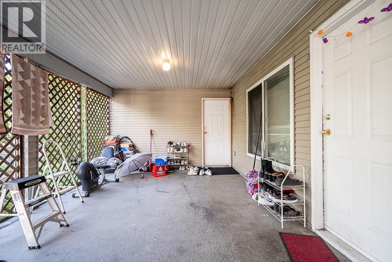 319 Lawrence Street, New Westminster, British Columbia  V3M 5L3 - Photo 26 - R3113823