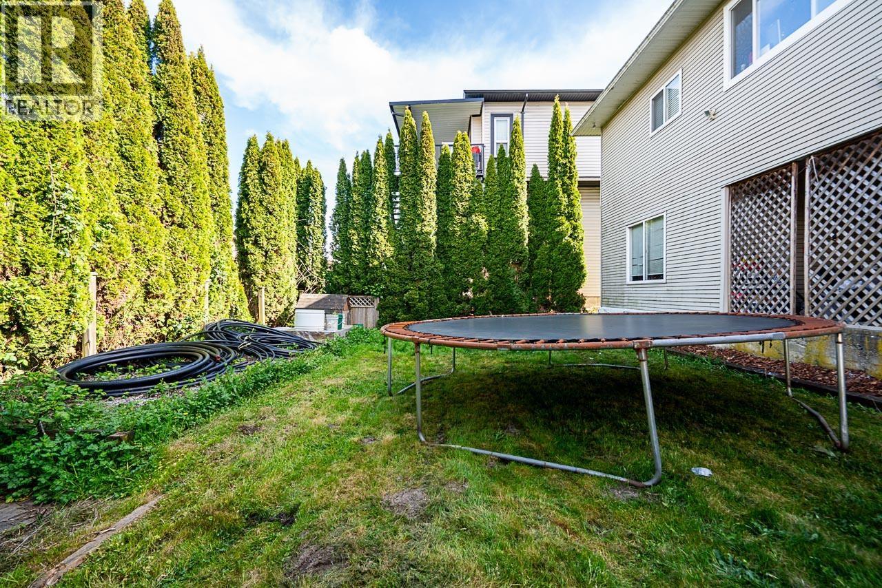 319 Lawrence Street, New Westminster, British Columbia  V3M 5L3 - Photo 27 - R3113823