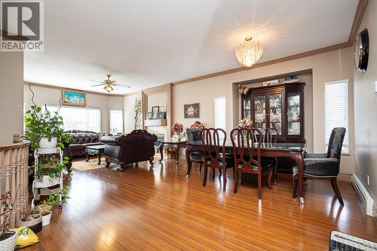 319 Lawrence Street, New Westminster, British Columbia  V3M 5L3 - Photo 5 - R3113823