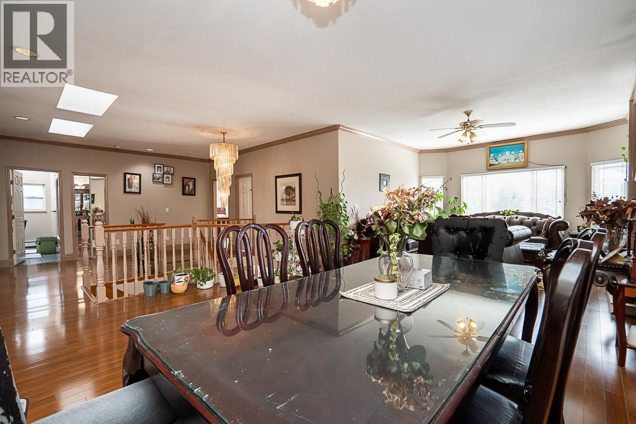 319 Lawrence Street, New Westminster, British Columbia  V3M 5L3 - Photo 9 - R3113823