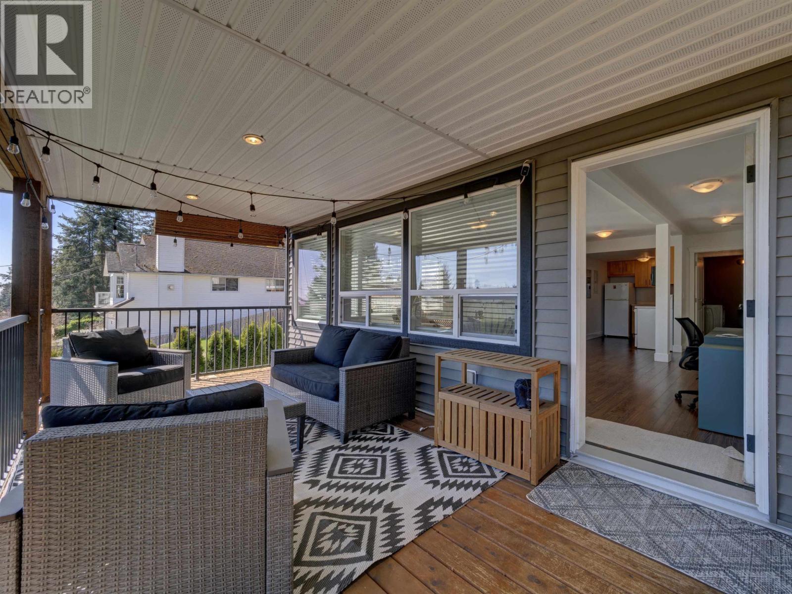 825 Bayview Heights Road, Gibsons, British Columbia  V0N 1V8 - Photo 30 - R3113835