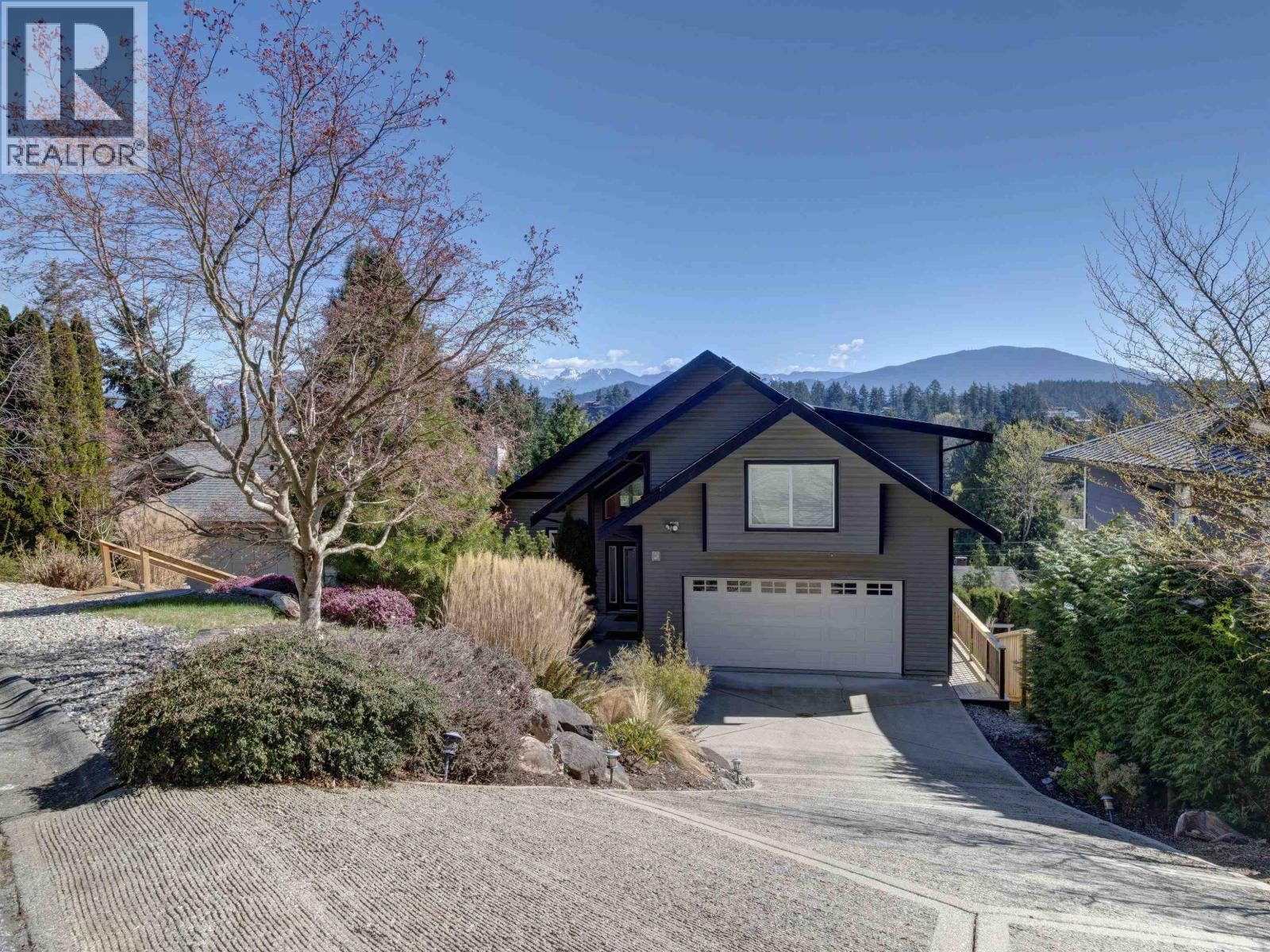 825 Bayview Heights Road, Gibsons, British Columbia  V0N 1V8 - Photo 36 - R3113835