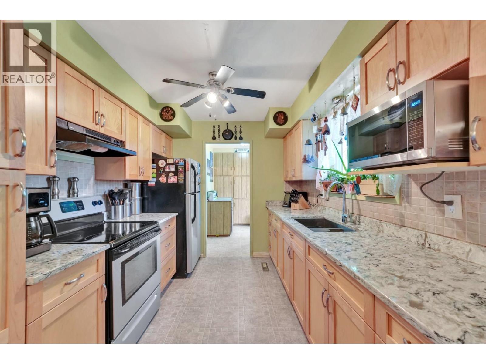 11750 195a Street, Pitt Meadows, British Columbia  V3Y 1G8 - Photo 15 - R3113727