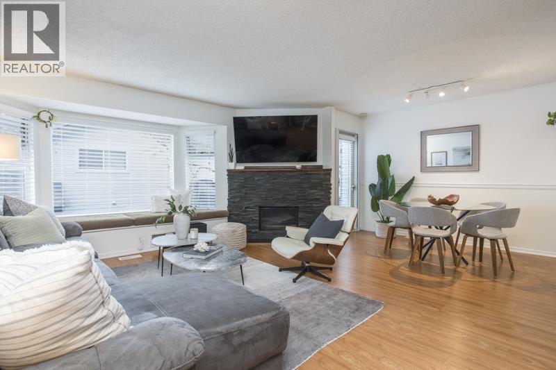 27 1195 Falcon Drive, Coquitlam, British Columbia  V3E 2H1 - Photo 2 - R3113671