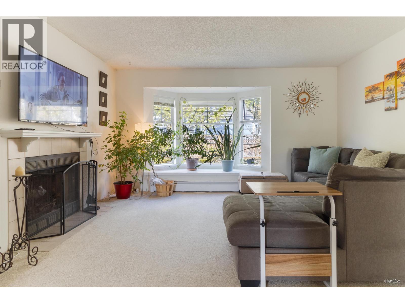 12 1140 Falcon Drive, Coquitlam, British Columbia  V3E 2J6 - Photo 3 - R3113575