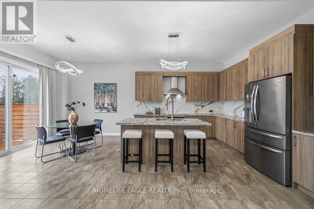 71 Woodhaven Avenue, Aurora, Ontario  L4G 3Y2 - Photo 10 - N13022860