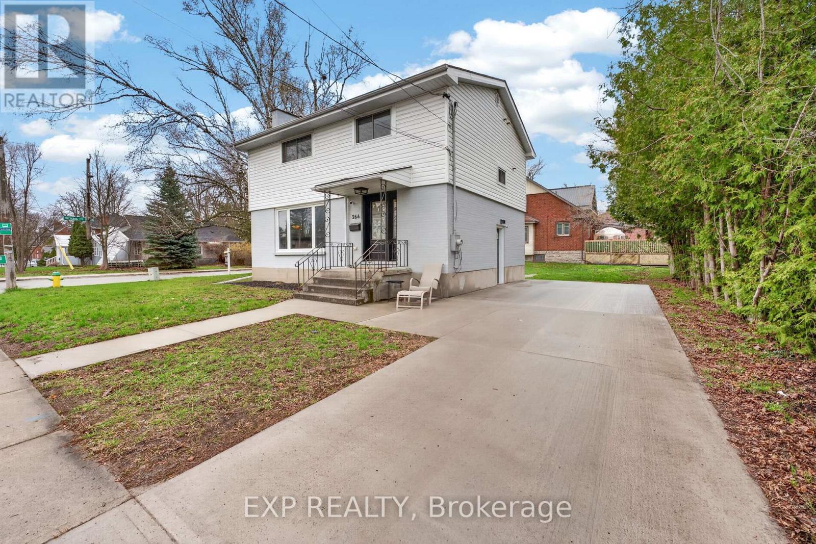 266 Bleecker Avenue, Belleville, Ontario  K8N 3V4 - Photo 2 - X12800634