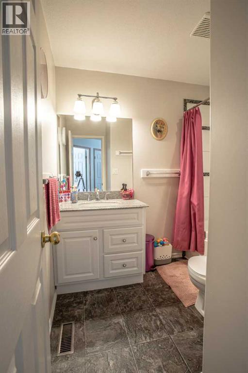 10711 104 Street, High Level, Alberta  T0H 1Z0 - Photo 29 - A2301566