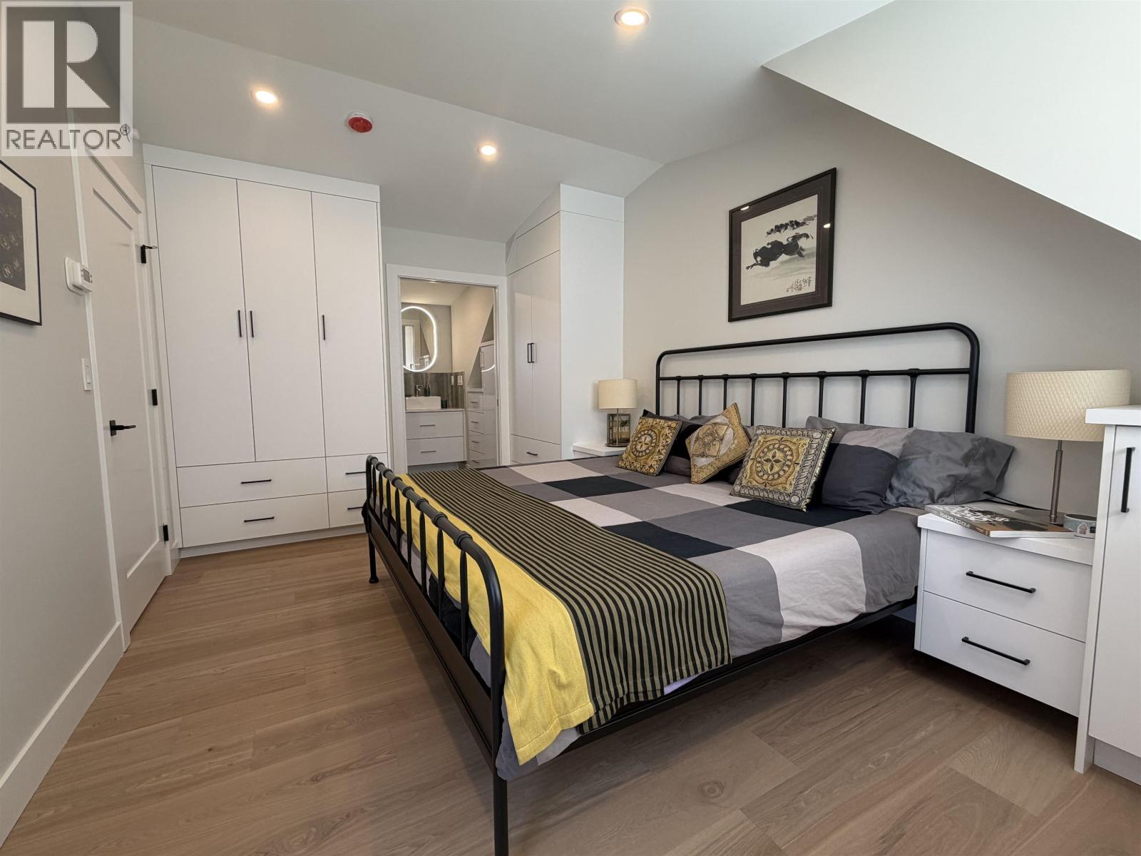 3760 Fleming Street, Vancouver, British Columbia  V5N 3W2 - Photo 6 - R3108980