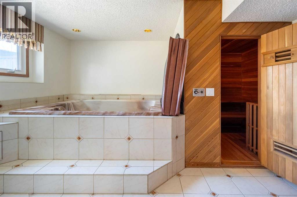 108   Woodmont Drive Sw, Calgary, Alberta  T2W 4M3 - Photo 37 - A2303386