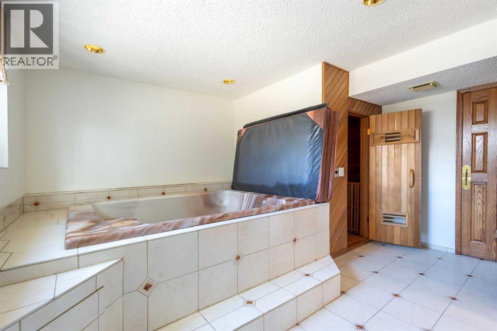 108   Woodmont Drive Sw, Calgary, Alberta  T2W 4M3 - Photo 38 - A2303386