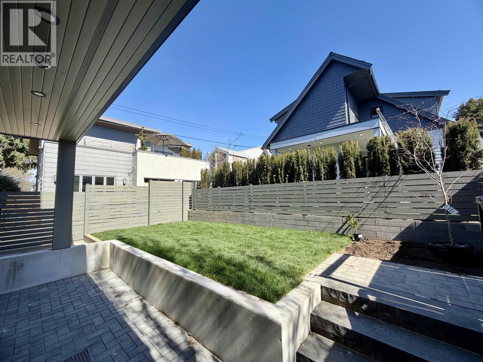 3762 Fleming Street, Vancouver, British Columbia  V5N 3W2 - Photo 4 - R3108986