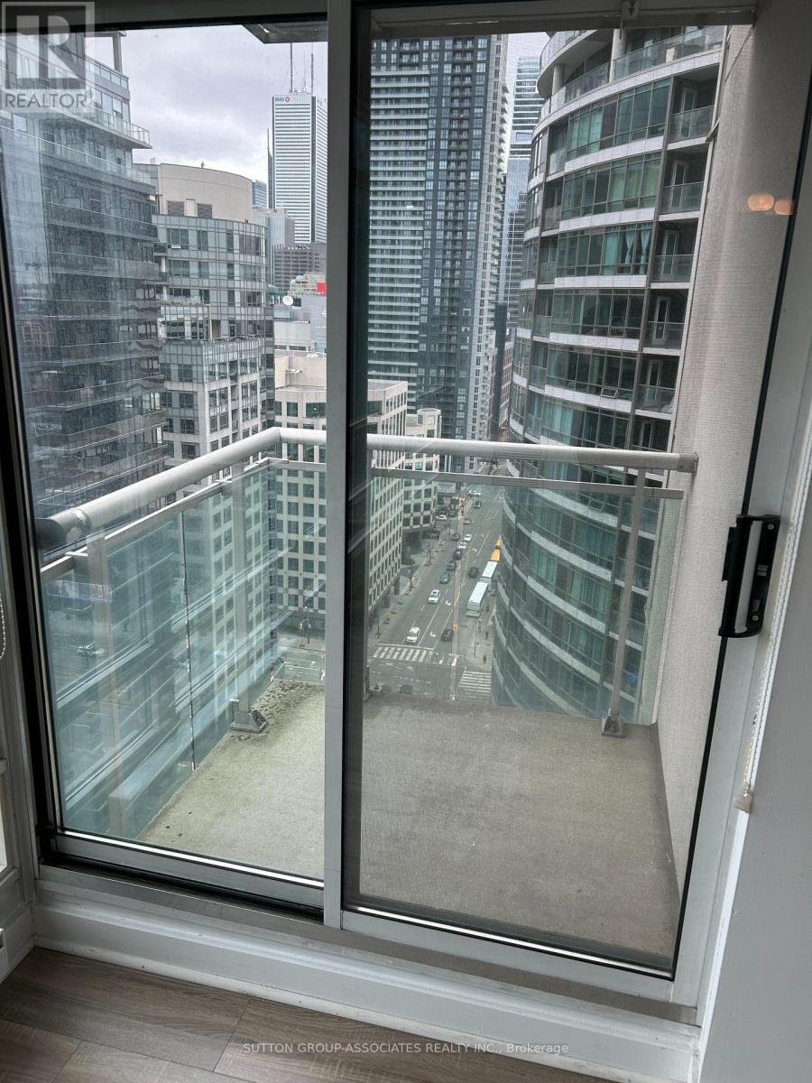 2703 - 381 Front Street W, Toronto, Ontario  M5V 3R8 - Photo 12 - C12948608