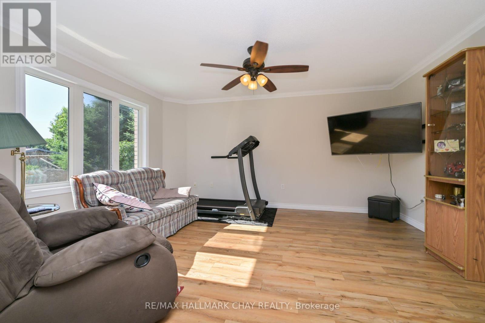 16 Brian Crescent, Adjala-Tosorontio, Ontario  L0M 1J0 - Photo 12 - N12672488