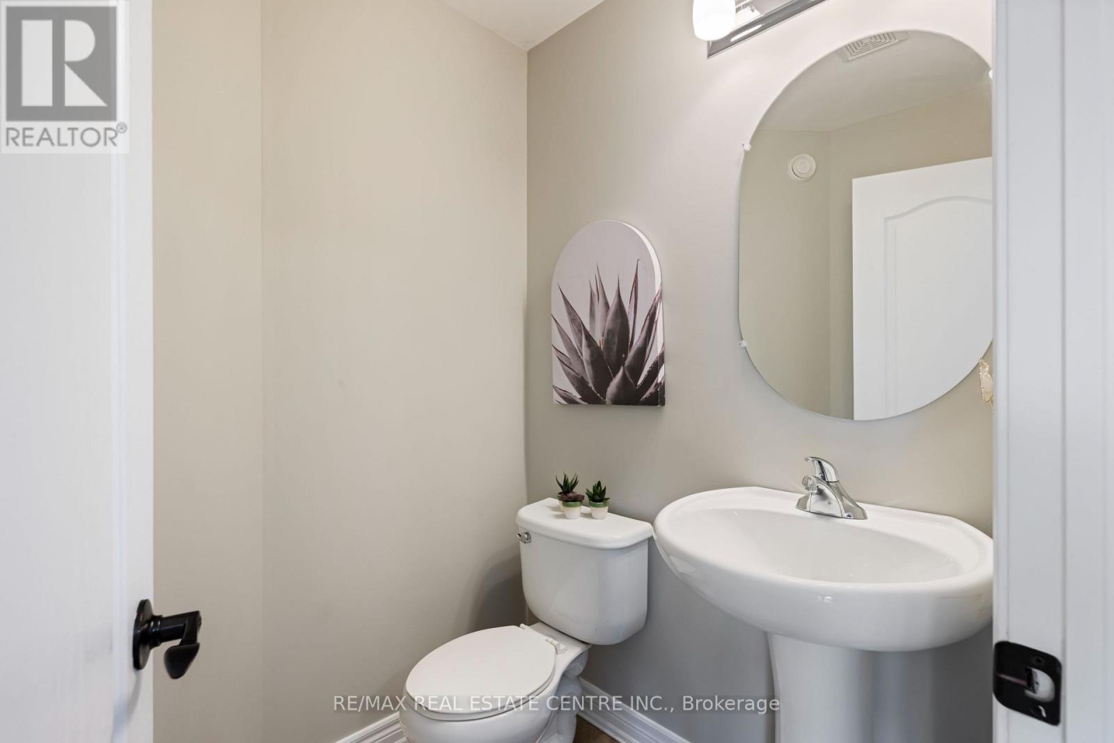 51 Burt Avenue, New Tecumseth, Ontario  L9R 0G8 - Photo 11 - N12948782