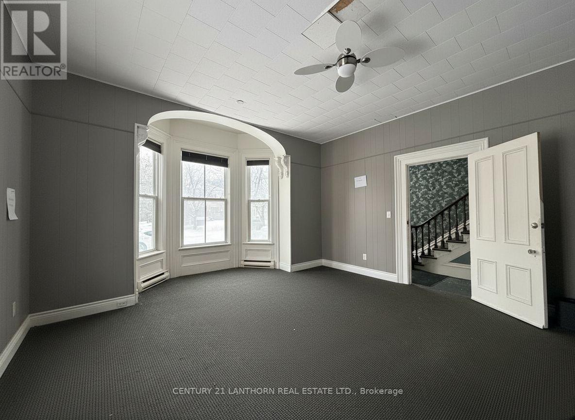 340 Main Street, Prince Edward County (Picton Ward), Ontario  K0K 2T0 - Photo 6 - X13022876