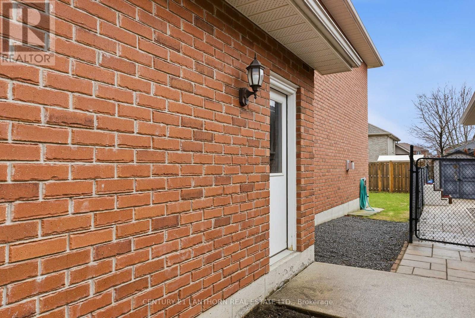 26 Linden Lane, Belleville (Belleville Ward), Ontario  K8N 5Y6 - Photo 43 - X13022926