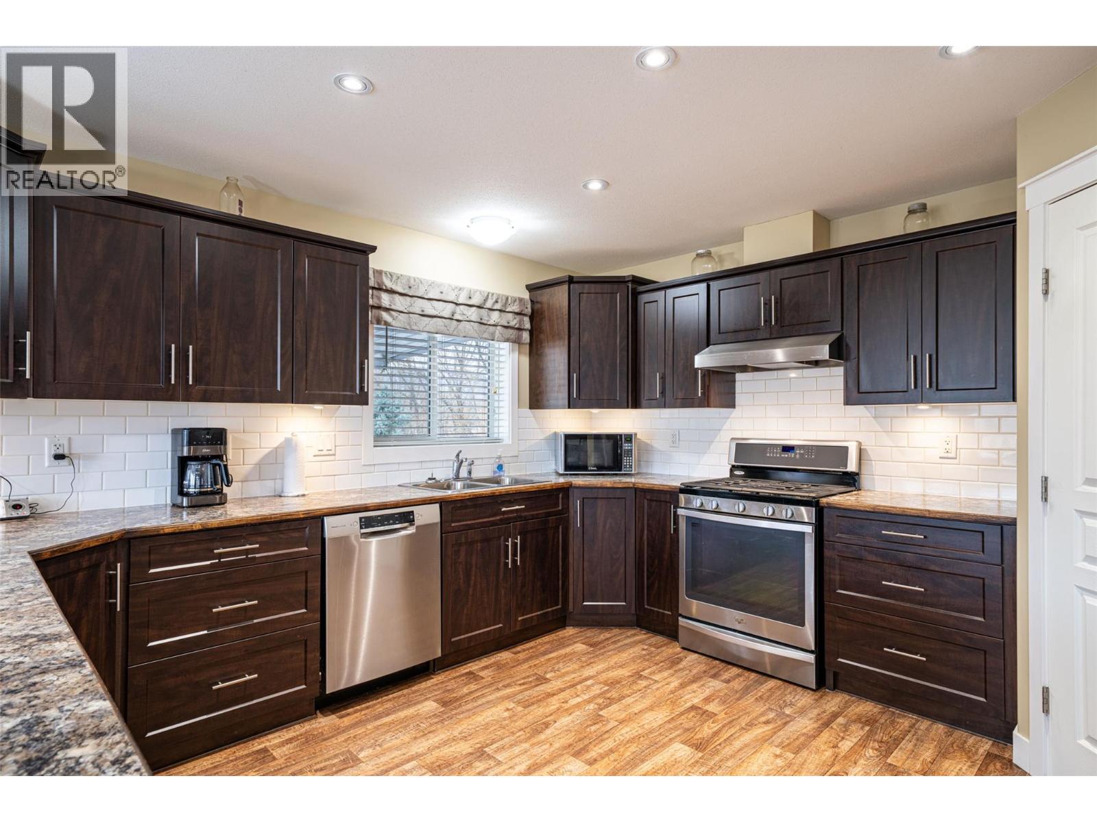 64 Bloom Road, Lumby, British Columbia  V0E 2G7 - Photo 34 - 10378515