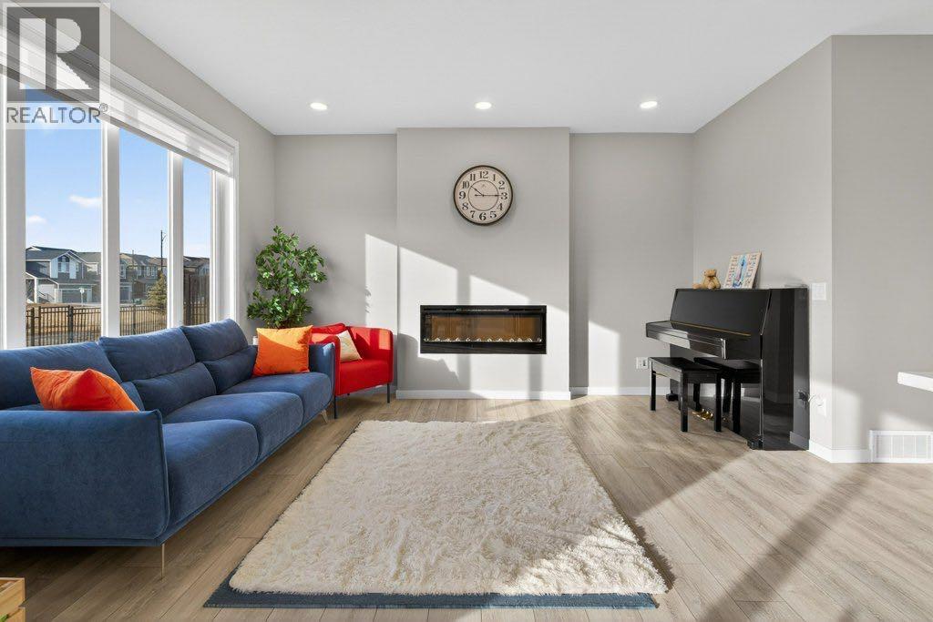 665 Creekmill Court SW, Airdrie, Alberta  T4B 5J8 - Photo 11 - A2287010