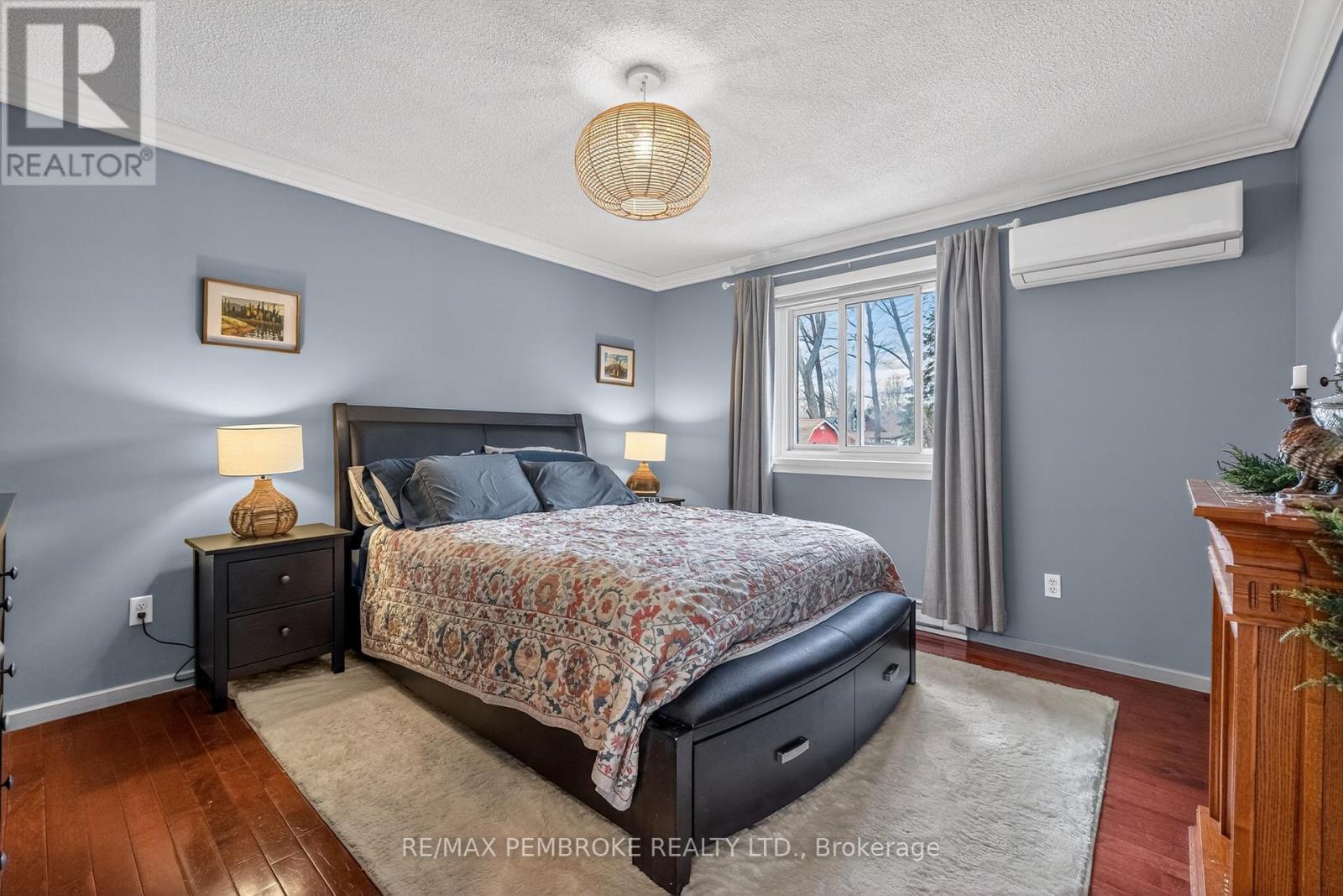 13 Point Crescent, Petawawa, Ontario  K8H 3G1 - Photo 18 - X13022884