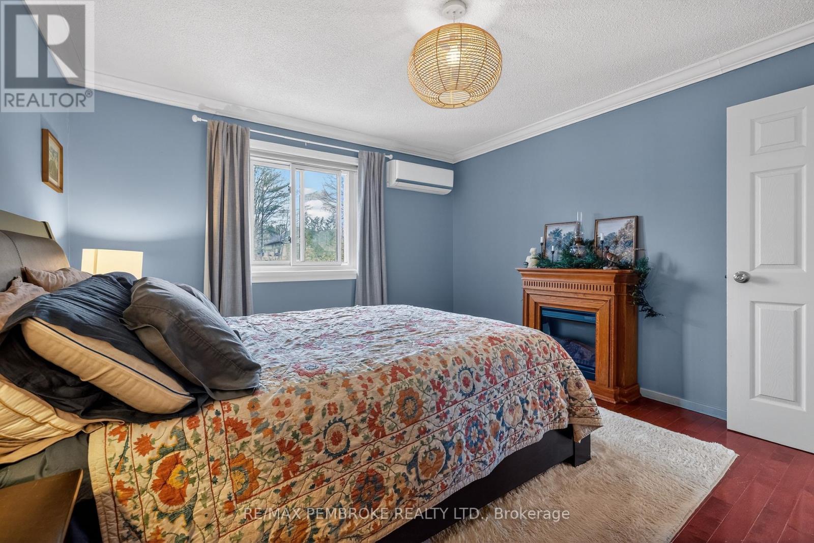 13 Point Crescent, Petawawa, Ontario  K8H 3G1 - Photo 19 - X13022884