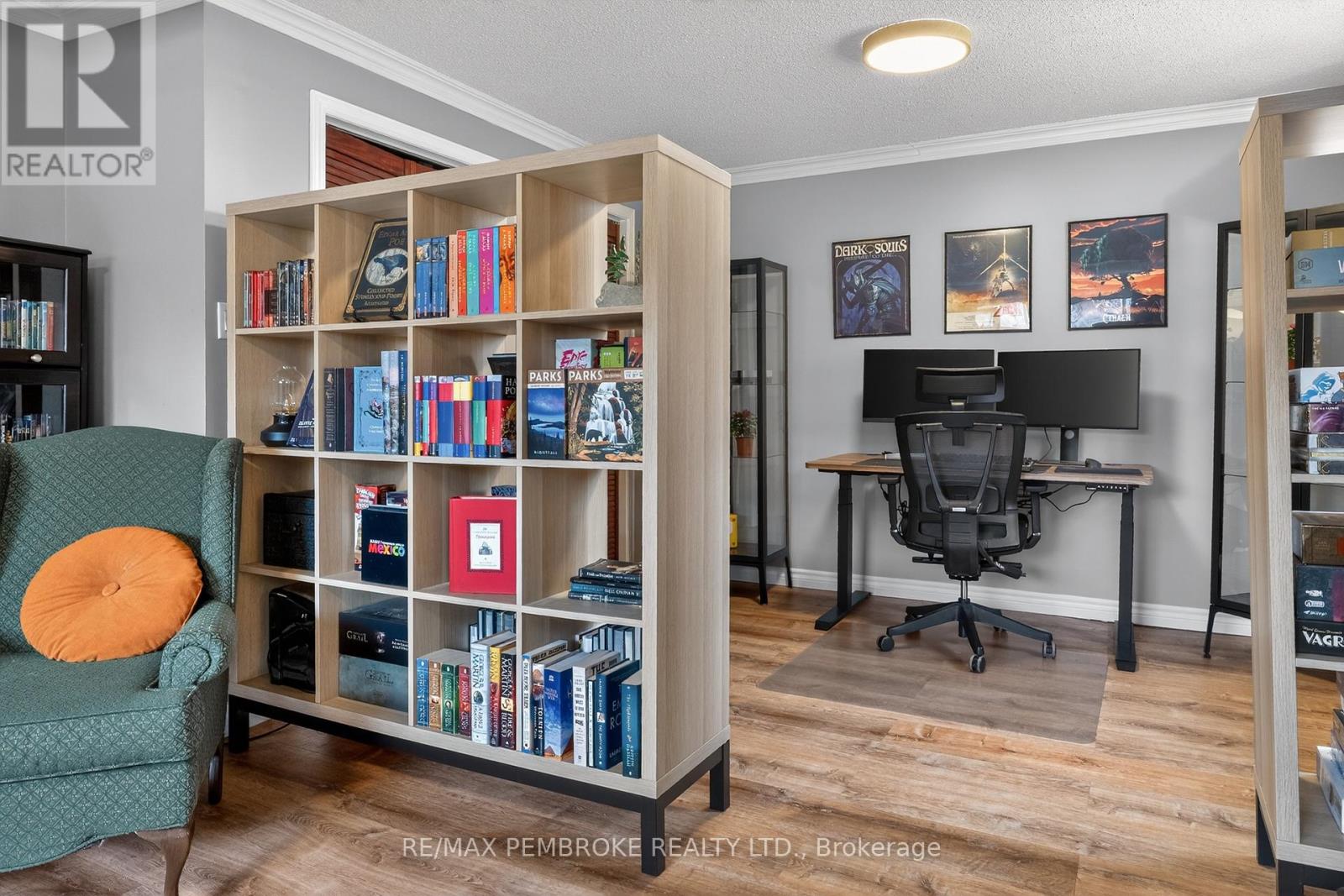 13 Point Crescent, Petawawa, Ontario  K8H 3G1 - Photo 37 - X13022884