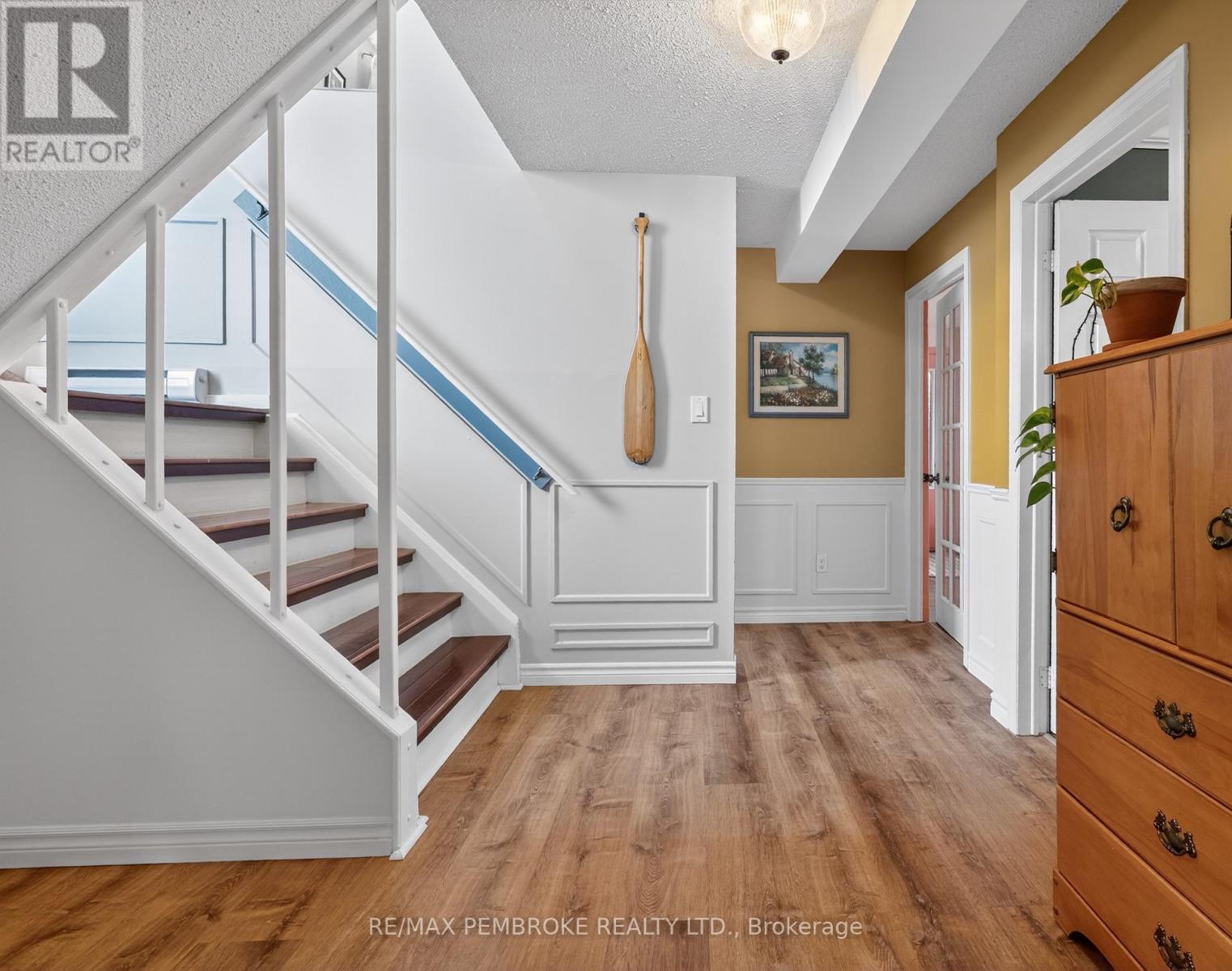 13 Point Crescent, Petawawa, Ontario  K8H 3G1 - Photo 39 - X13022884