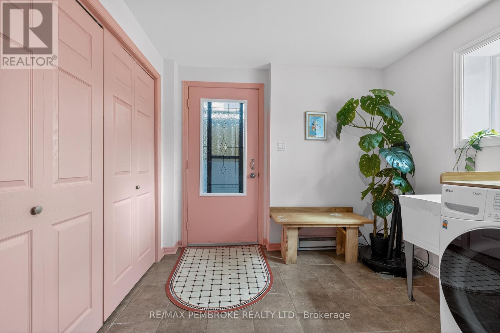 13 Point Crescent, Petawawa, Ontario  K8H 3G1 - Photo 46 - X13022884