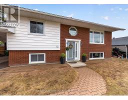 13 POINT CRESCENT, Petawawa, Ontario